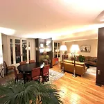 Appartement de grand standing en plein coeur de Paris à proximité du Trocadéro